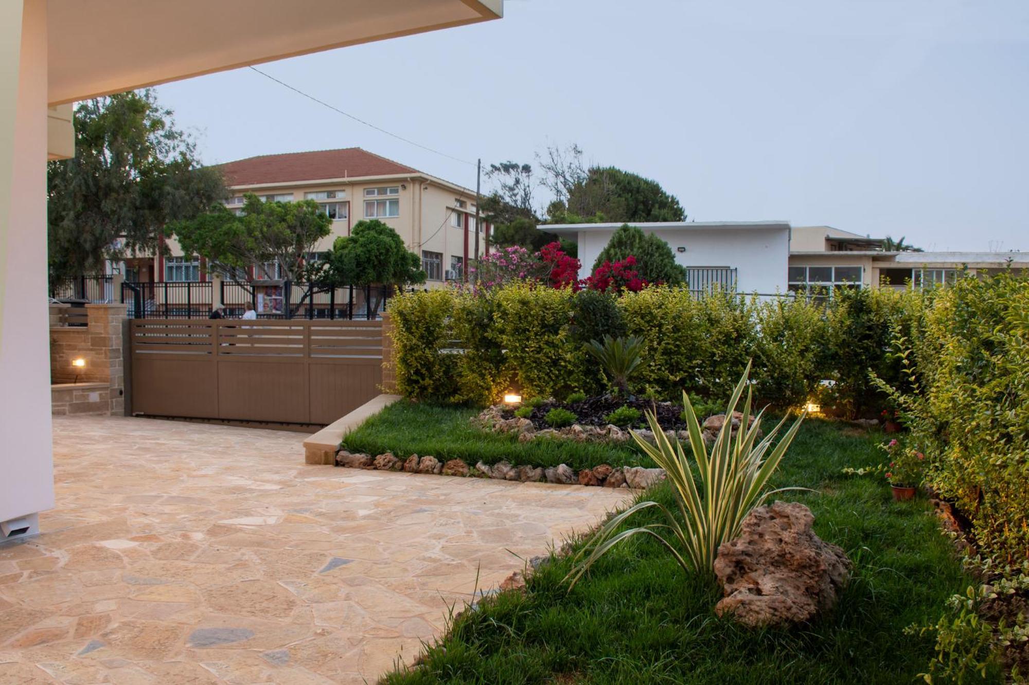 Christina Apartment Kissamos Exterior photo