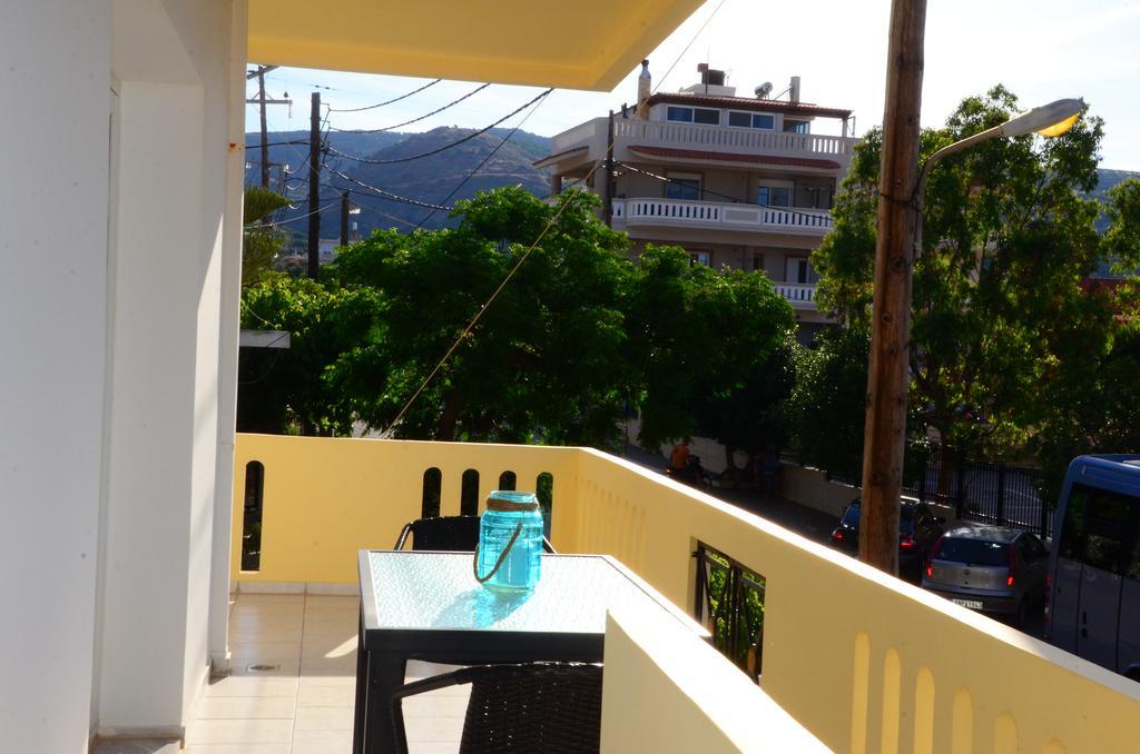Christina Apartment Kissamos Exterior photo